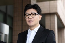 검찰 ‘정치적 고려’ 반발…한동훈 “이재명, 죄 없는 것 아니다”