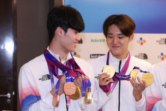 '황금 세대' 메달 22개 합작…韓수영 뒤엔 '10대 국대'가 있다