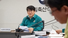 충남 서산 한우농장서 국내 첫 럼피스킨병 발생...축산농가 비상
