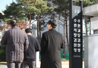 '野탄핵' 이정섭 검사 압색·직무배제…이재명 수사 차질 불가피