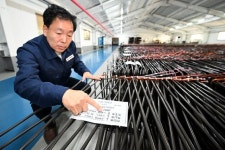 골프장 팔면 준다던 임금…대유위니아 직원 대출도 막혔다 분노