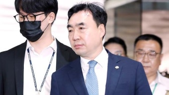 검찰 '민주당 돈봉투' 윤관석에 5년 구형…尹 