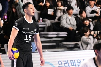 [김기자의 V토크] 선장 잃은 현대캐피탈 지탱하는 문성민