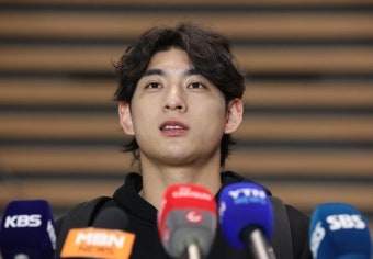 '출국' 이정후 