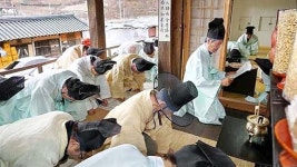 따로 지내던 부모님 제사 한번에…경북 안동 종갓집도 변했다