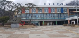 아파트 옆으로 옮기자…폐교 직전 초교 살린 동문들 결단 [사라지는 100년 학교]