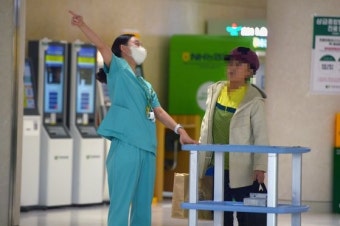 전공의 복귀 시한 이틀 앞두고 '의료사고특례법' 꺼냈지만