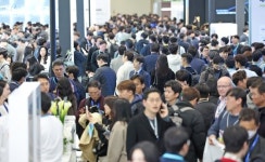 ‘캐즘’ 위기론에도 배터리 업체 대표들 “투자 안 줄인다”