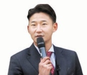 이천수 배에 드릴 대고 "딸 어디 사는지 안다"…폭행범 정체는