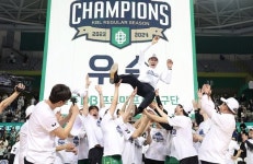 프로농구 DB, 4년만에 정규리그 우승...16년만에 챔피언 도전
