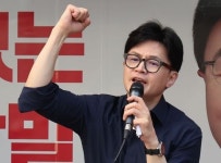 한동훈 “부가세 간이과세 기준 연매출 8000만→2억 상향 조정할 것”