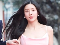 워터밤 여신 권은비 갓물주 됐다…24억 송정동 단독주택 매입