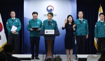 교육부 “의대 원점 재검토 주장 과해…모집인원 발표되면 학생 복귀 기대”
