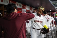 키움의 흥부자 도슨 “영화배우 했어도 성공했을 걸요”