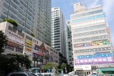 돈 없으면 대치동 가지마라…자식이 SKY 못가면 생기는 일