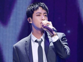 BTS 진, 파리올림픽 성화 봉송 나선다