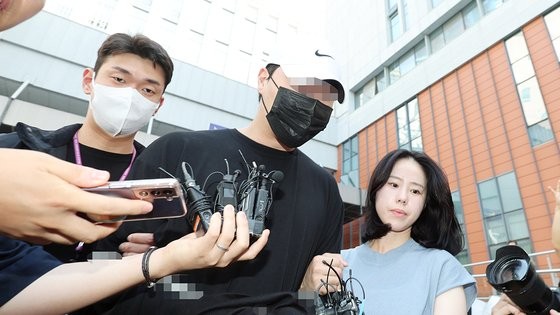 광주 마세라티 뺑소니 사고 운전자 징역 10년 선고, 안전운전의 중요성 재인식해야