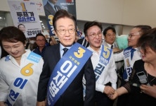 ‘확대명’에 최고위원도 요동…김민석, 정봉주 꺾고 1위로