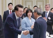 건배사까지 했던 이종찬 빠진 독립유공자 후손 오찬…尹이 꺼낸 말