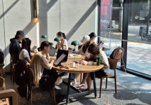 너 된장녀야? 韓 뒤집어놨던 스벅, 25년 만에 놀라운 반전