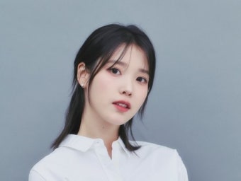 아이유 또 통큰 기부…데뷔 16주년 맞아 2억2500만원 쾌척