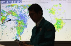 계속된 폭우로 경북서 302명 대피…KTX·SRT 지연되고 정전도