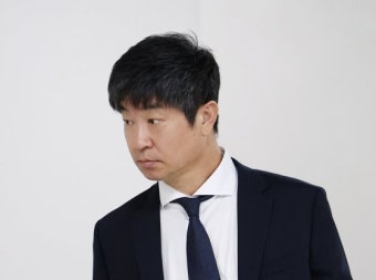 '억대 뒷돈 혐의' KIA 장정석·김종국 무죄…