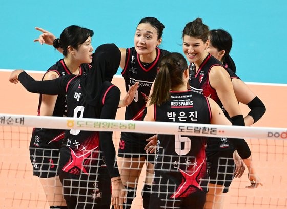 현대건설, 2024 통영·도드람컵 여자부 결승서 정관장 꺾고 5년 만에 우승 경신