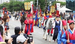 도의원 사진 보내라 이게 수원시 공문…공무원 의전 갑질