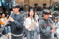 [라이프 트렌드&] 청각장애인·비장애인 위한 우리금융X사랑의달팽이 클라리넷 연주회 성료