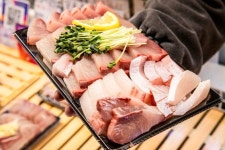 400g짜리 방어가 5만원…주인공 바뀐 속초 겨울바다의 유혹