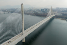 [포토타임] 세계 최장 사장교 고덕토평대교 2025년 1월1일 개통