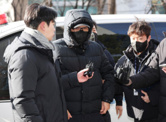 '공천 헌금 의혹' 건진법사 구속 갈림길…검찰, 재청구 통할까