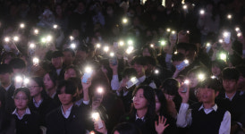 [포토타임] 부산 한바다중학교 눈물바다 졸업식