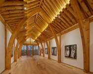 장항준 부부 점지한 삼신할배…70억 들여 지은 특이한 한옥