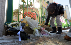 “학교는 경비 없는 쇼핑몰”…충격 속 학부모들 학생 안전 우려