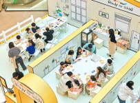 [라이프 트렌드&] 낙서 자유 구역, 나만의 라면 만들기…이색 체험으로 색다른 즐거움 선사
