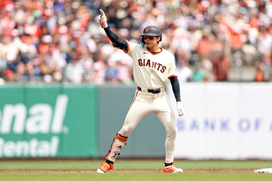 이정후, 미국프로야구 MLB 2루타 부문에서 화려한 1위 달성!