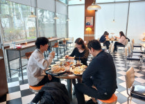 나 혼자 먹는 치킨∙피자 열풍…10만원 호텔빙수 1인용 얼마?