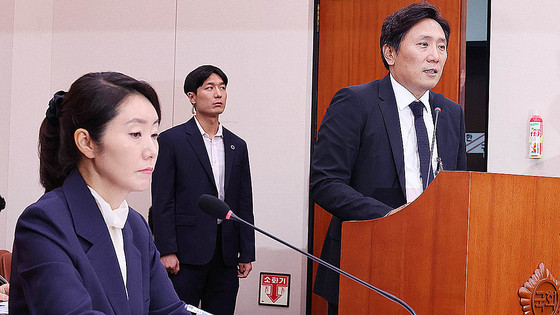 대통령실, 강선우와 이진숙 장관 후보자 거취 논란에 기류 변화 없다 입장