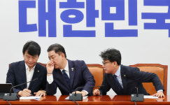與, 때아닌 갑질 자정 캠페인...보좌진들 “도둑이 제 발 저린 꼴”