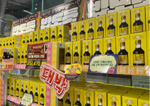 복잡해서 불편? 판매 전략…돈키호테, 35년째 매출 우상향 비결 [비크닉]