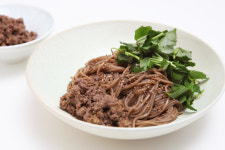 손질만 해두면 20분 완성, 갈비찜과 국수 한 상으로 명절 준비 끝 [쿠킹]
