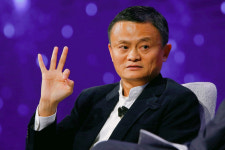 마윈, 알리바바 경영 복귀설…사내 게시판엔 ‘MAGA’ 문구 도배