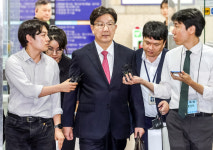 [사진] 권성동 구속, 불법 정치자금 1억 수수 혐의