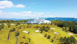 [golf&] 온천과 골프 해외 여행객들 겨울 성지로 급부상