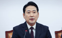 장동혁 尹 면회하고 왔다…성경과 기도로 무장하고 있어