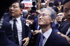 “탄핵, 수사해 싹 잘라야” 與에서 다시 나온 조희대 탄핵론, 왜