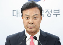김성제 의왕시장, 골프연습장서 심정지…호흡 회복, 의식은 아직