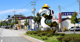 한국 보양식인데, 95%가 중국산?…추어탕 고장의 미꾸리 실험